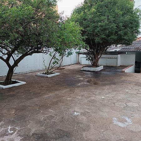 Pousada Cantinho Da Felicidade Uberlândia Eksteriør bilde