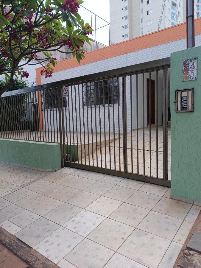 Pousada Cantinho Da Felicidade Uberlândia Eksteriør bilde