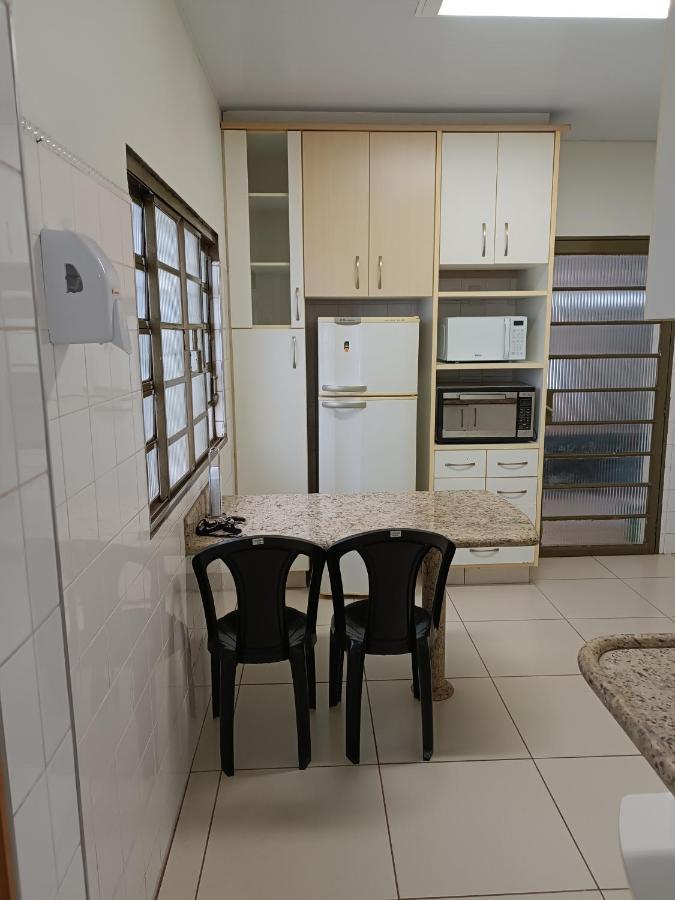 Pousada Cantinho Da Felicidade Uberlândia Eksteriør bilde